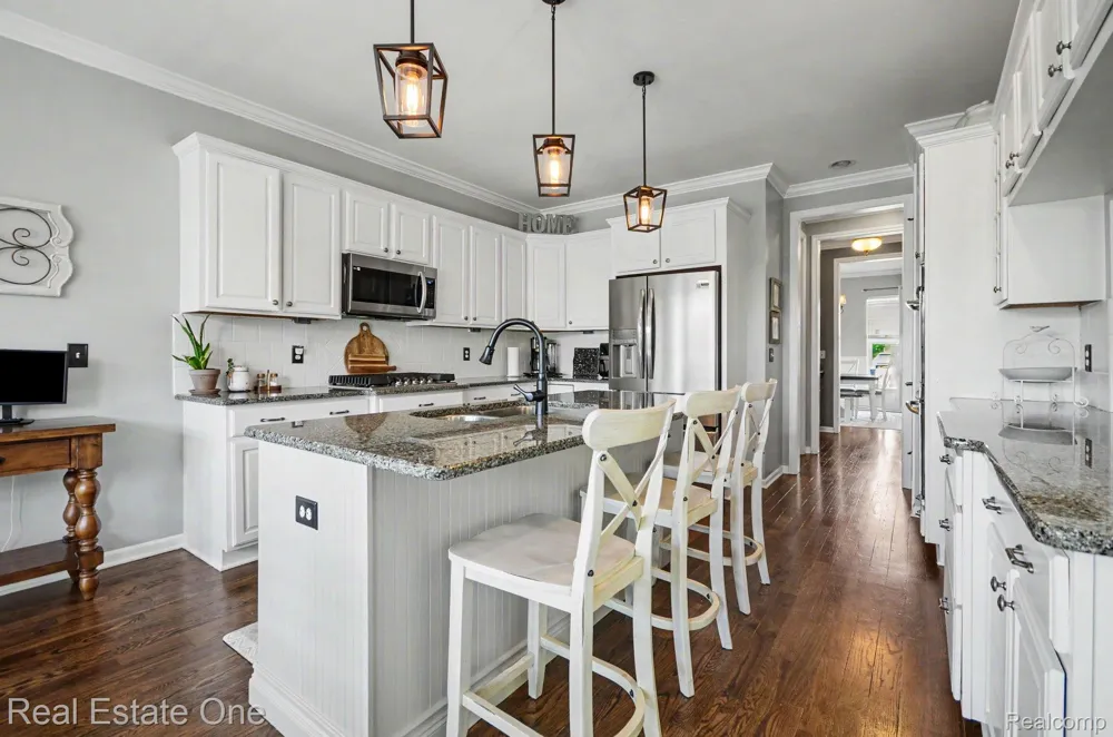 1809 Cheshire Lane Commerce Charter Township, MI 48382