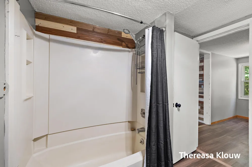 6309 Henry Street Norton Shores City, MI 49441