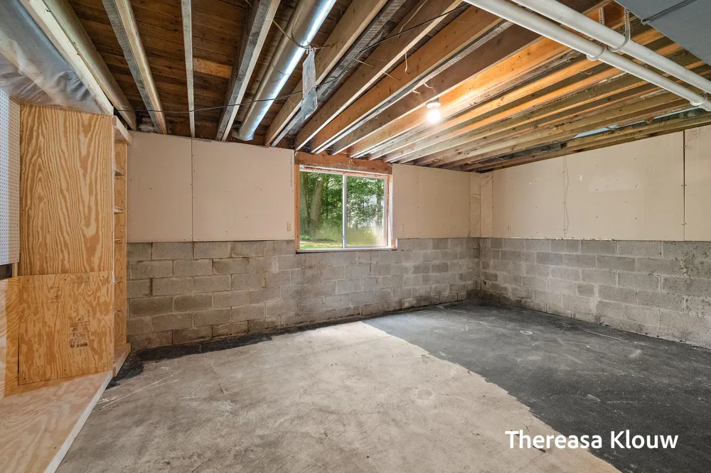 6309 Henry Street Norton Shores City, MI 49441