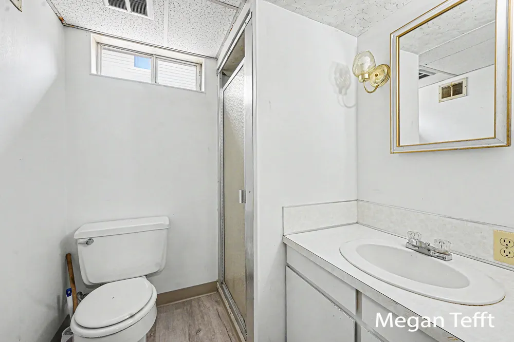 1955 Blandford Avenue SW Wyoming City, MI 49519