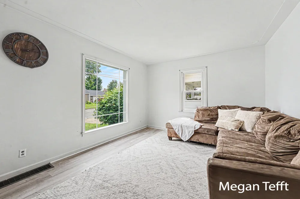 1955 Blandford Avenue SW Wyoming City, MI 49519