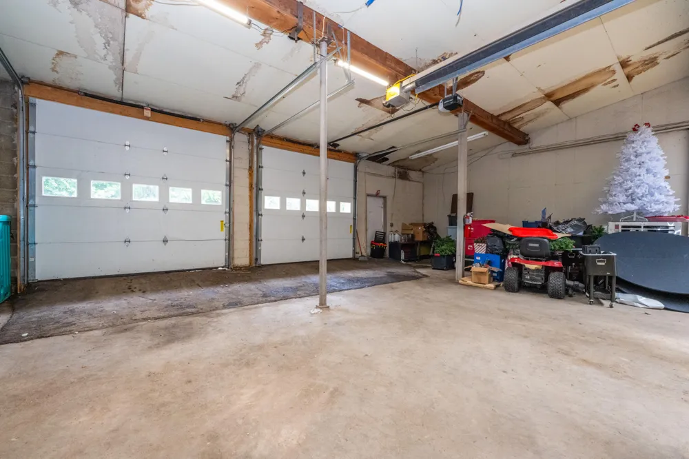 135 W St Joseph Street Coloma City, MI 49038