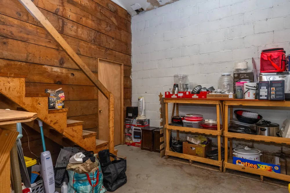 135 W St Joseph Street Coloma City, MI 49038