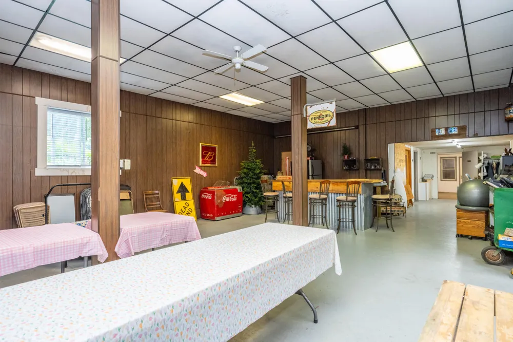 135 W St Joseph Street Coloma City, MI 49038