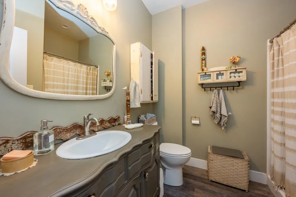 135 W St Joseph Street Coloma City, MI 49038