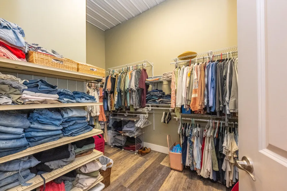 135 W St Joseph Street Coloma City, MI 49038