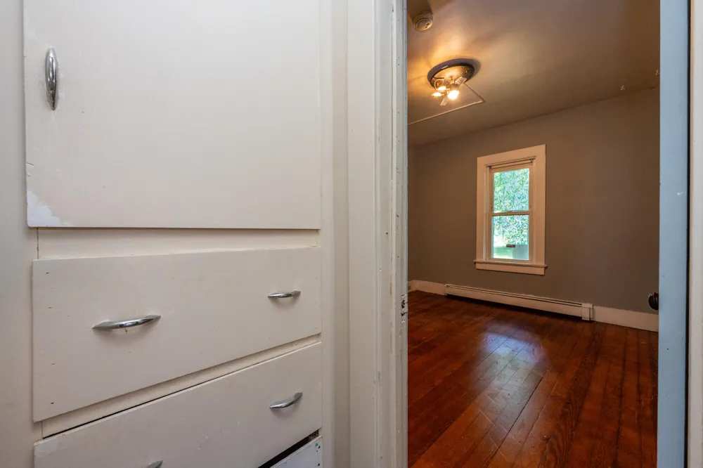 135 W St Joseph Street Coloma City, MI 49038