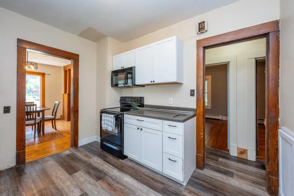 135 W St Joseph Street Coloma City, MI 49038