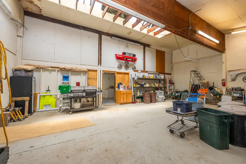 135 W St Joseph Street Coloma City, MI 49038