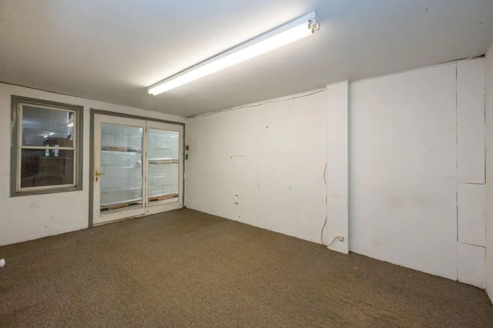 135 W St Joseph Street Coloma City, MI 49038