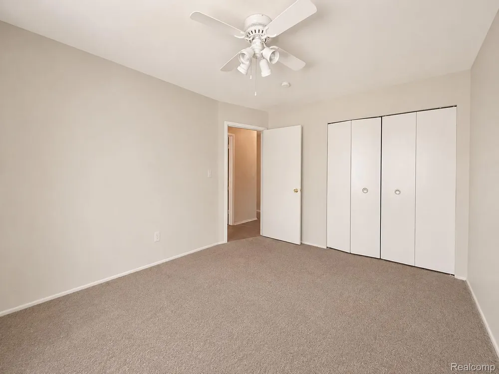 1880 Axtell Drive #2 Troy City, MI 48084