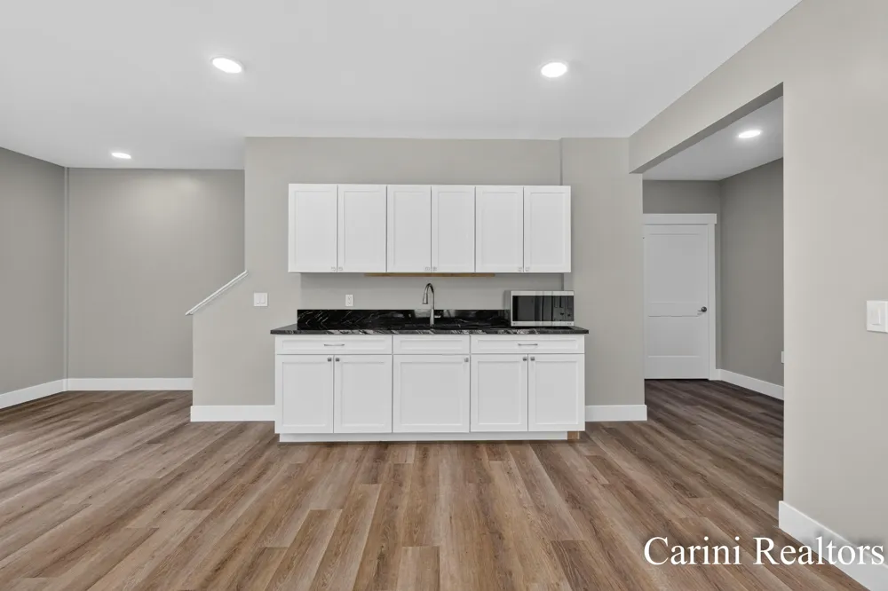 10 Morton Trail White River Township, MI 49437