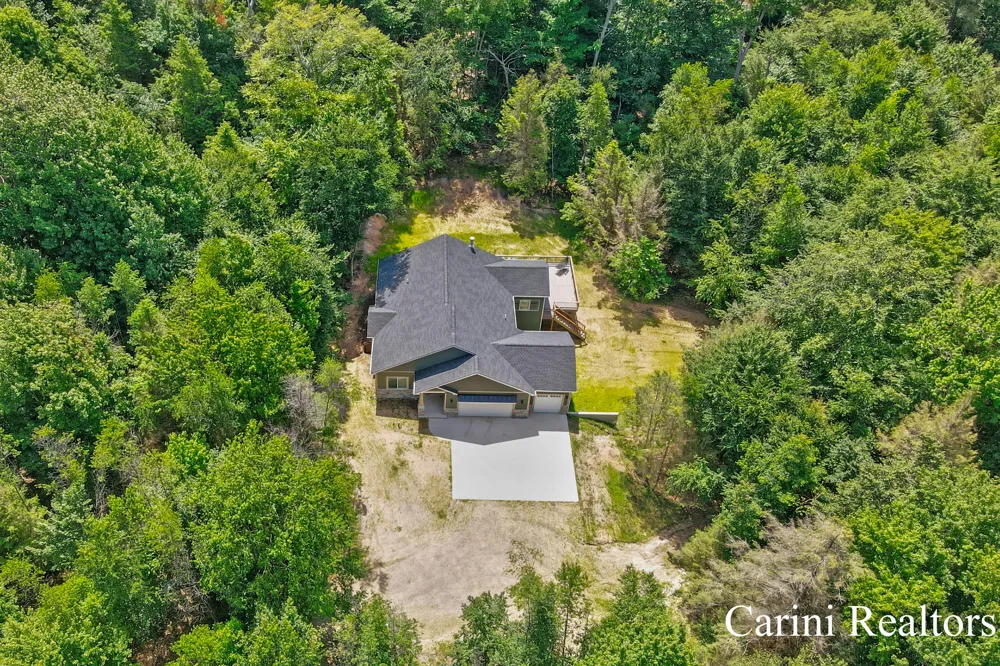 10 Morton Trail White River Township, MI 49437