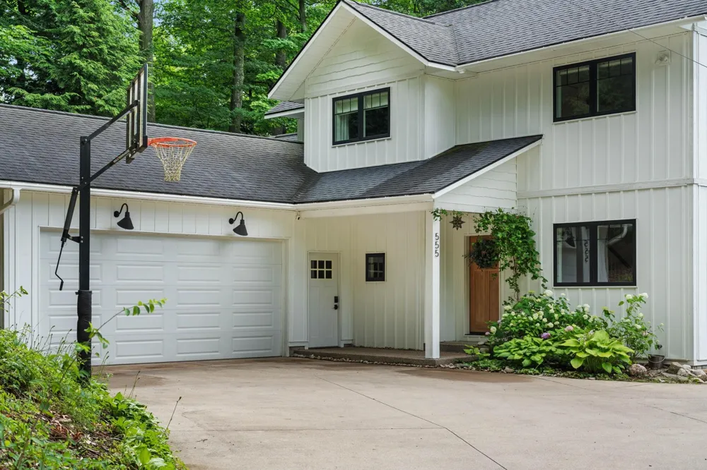 555 Graystone Road Peninsula Township, MI 49686