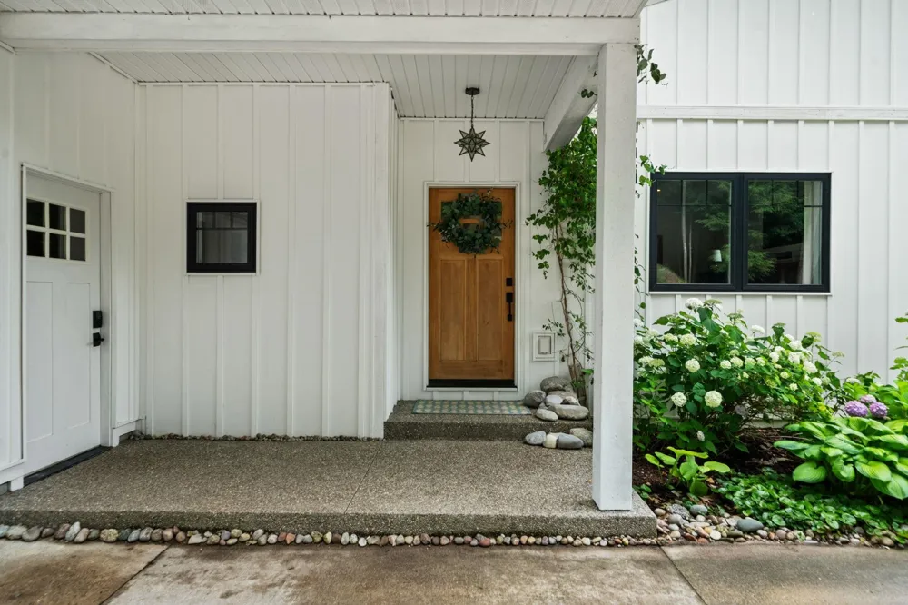 555 Graystone Road Peninsula Township, MI 49686