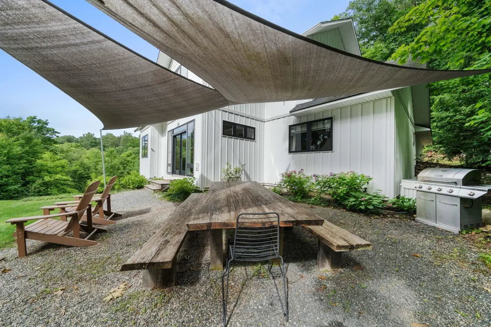 555 Graystone Road Peninsula Township, MI 49686