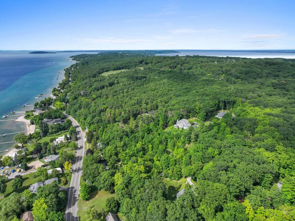 555 Graystone Road Peninsula Township, MI 49686