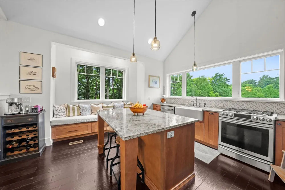 555 Graystone Road Peninsula Township, MI 49686