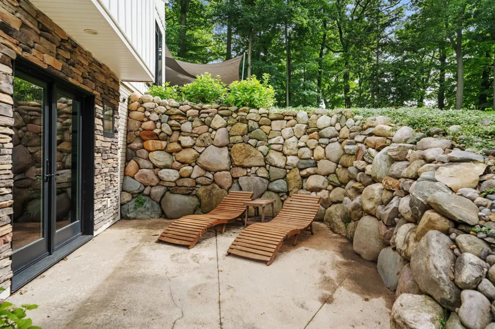 555 Graystone Road Peninsula Township, MI 49686