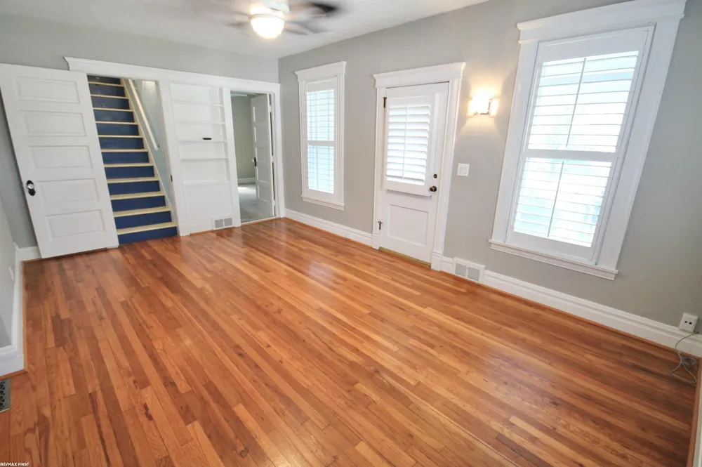 48 W Burdick Street Oxford Village, MI 48371