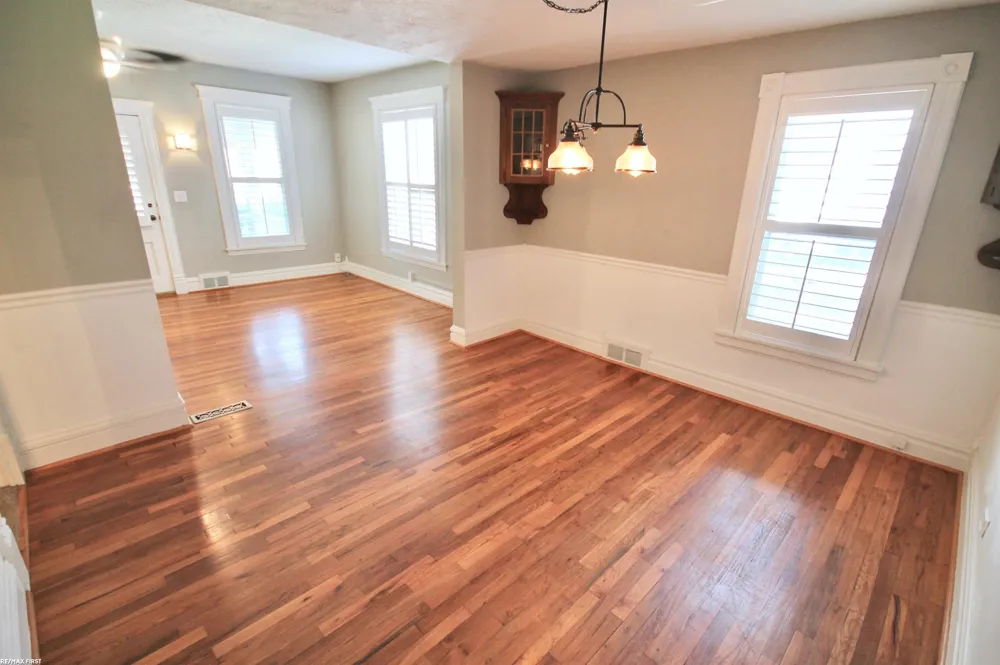 48 W Burdick Street Oxford Village, MI 48371