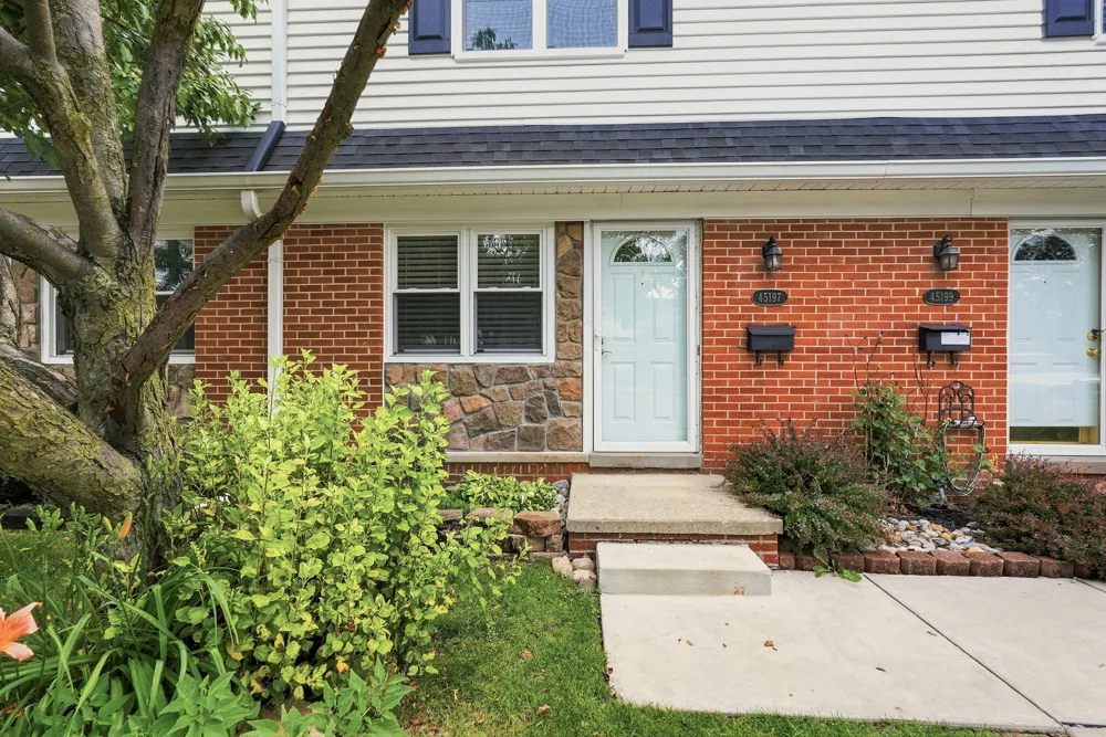 45197 Kensington Street Utica City, MI 48317
