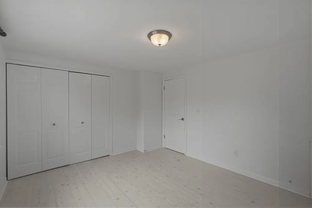 45197 Kensington Street Utica City, MI 48317