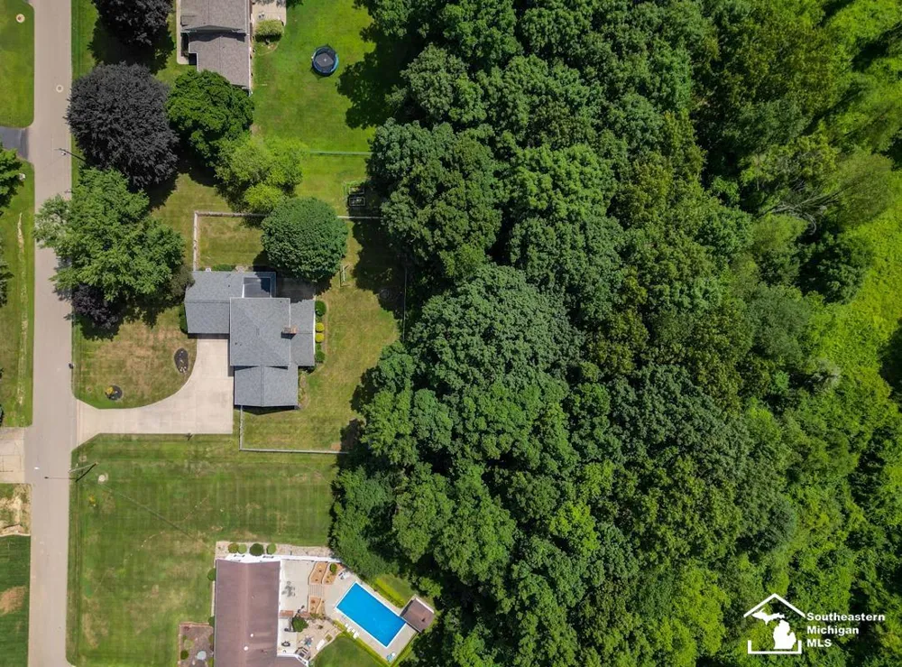3414 Caroline Drive Summit Township, MI 49203