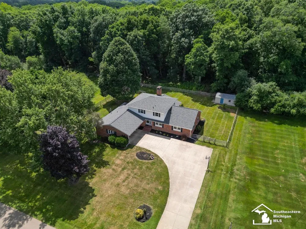 3414 Caroline Drive Summit Township, MI 49203