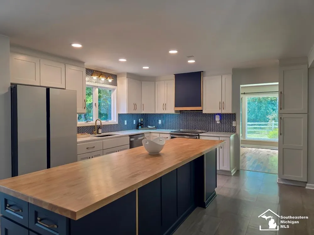 3414 Caroline Drive Summit Township, MI 49203