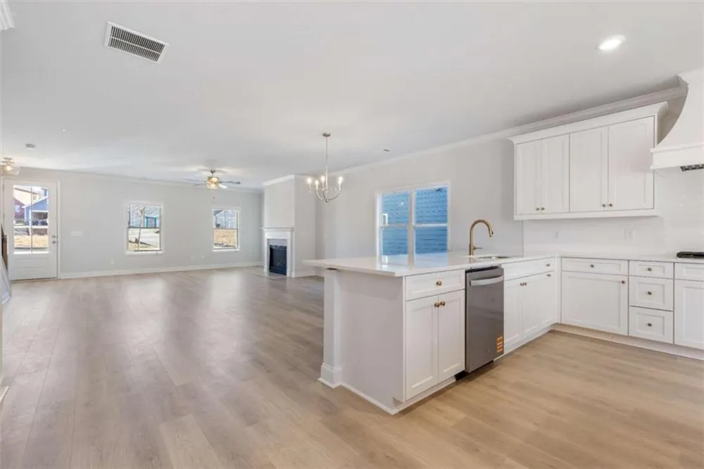 360 Summerville Lane Athens, GA 30606