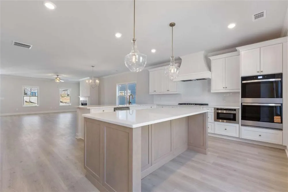 360 Summerville Lane Athens, GA 30606