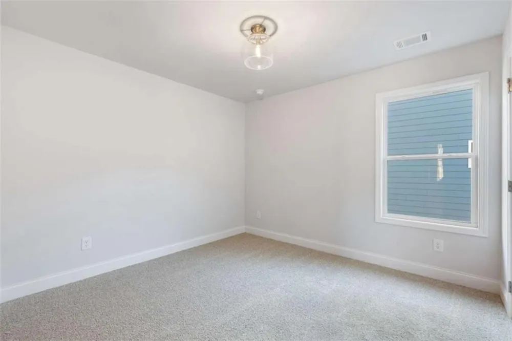 360 Summerville Lane Athens, GA 30606