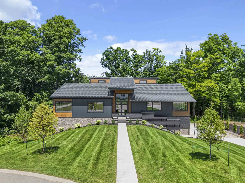 7777 Turnberry Circle Acme Township, MI 49690