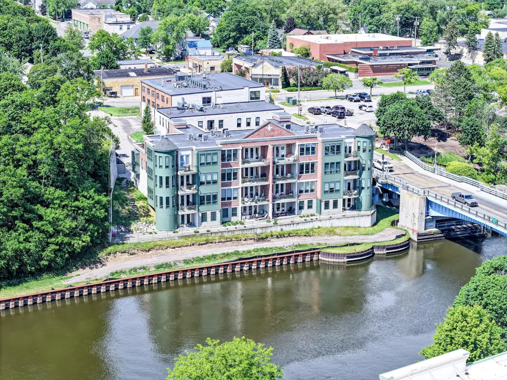 80 Washington Street #7 Manistee City, MI 49660