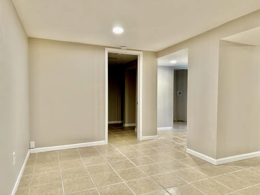 7160 Cherry Avenue Milton Township, MI 49648