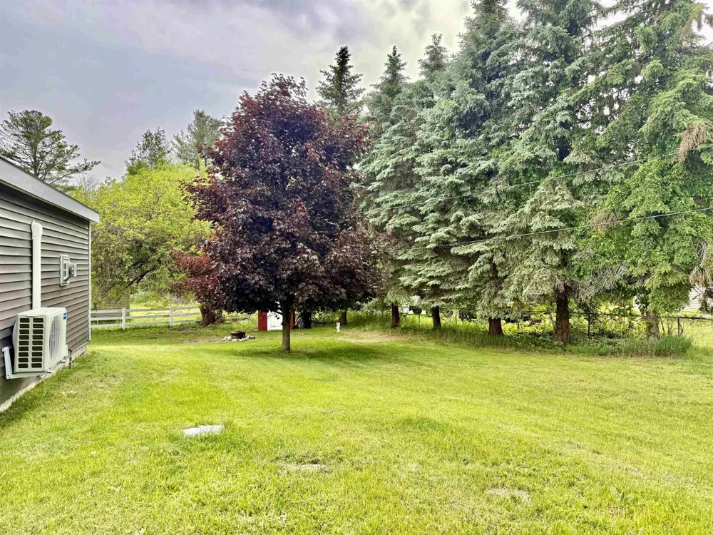 7160 Cherry Avenue Milton Township, MI 49648