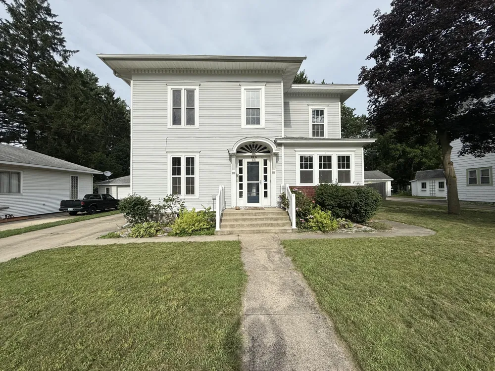 106 Hamilton Street Dowagiac City, MI 49047