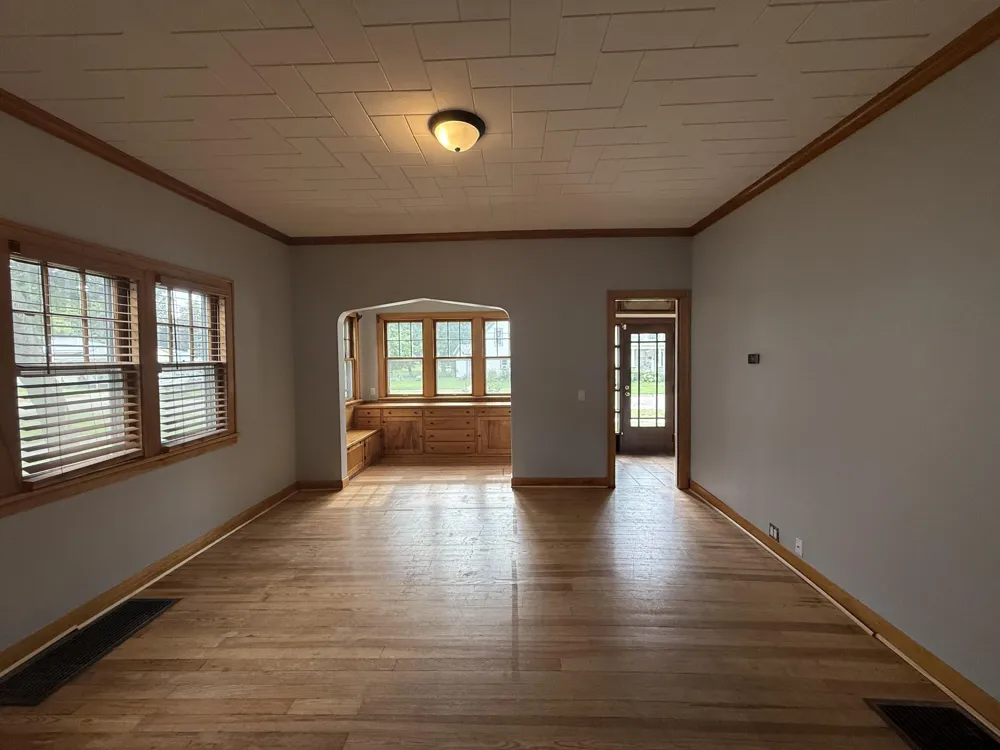 106 Hamilton Street Dowagiac City, MI 49047