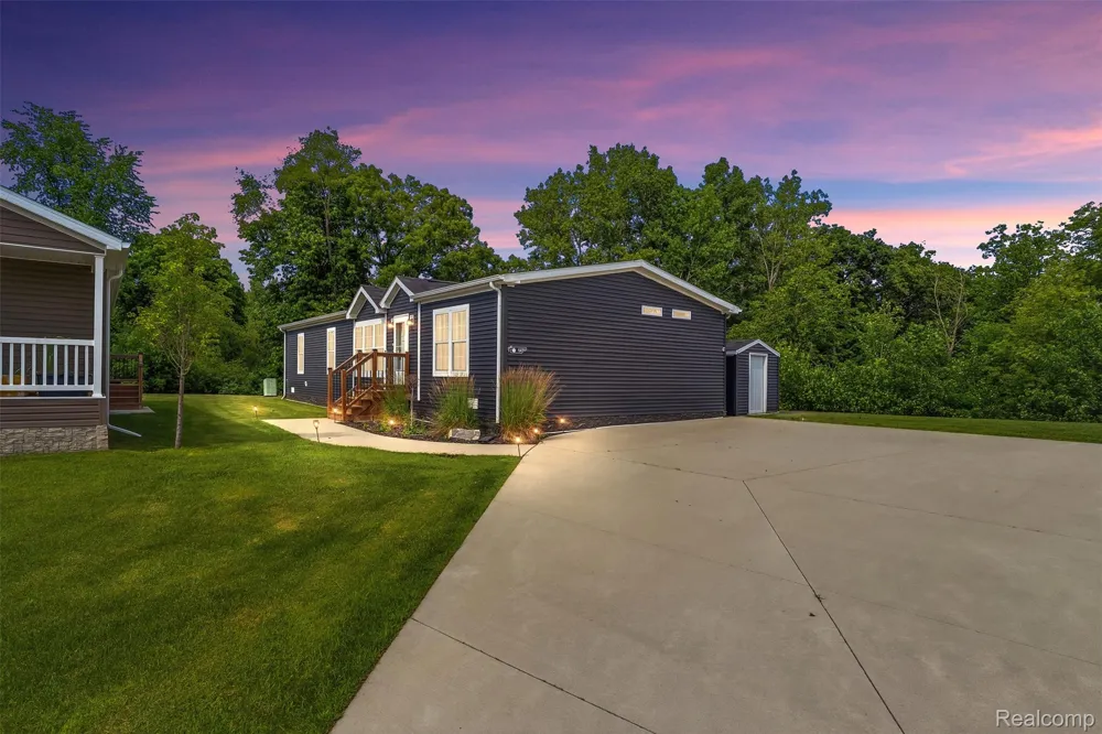 6450 Prince Boulevard Tyrone Township, MI 48430