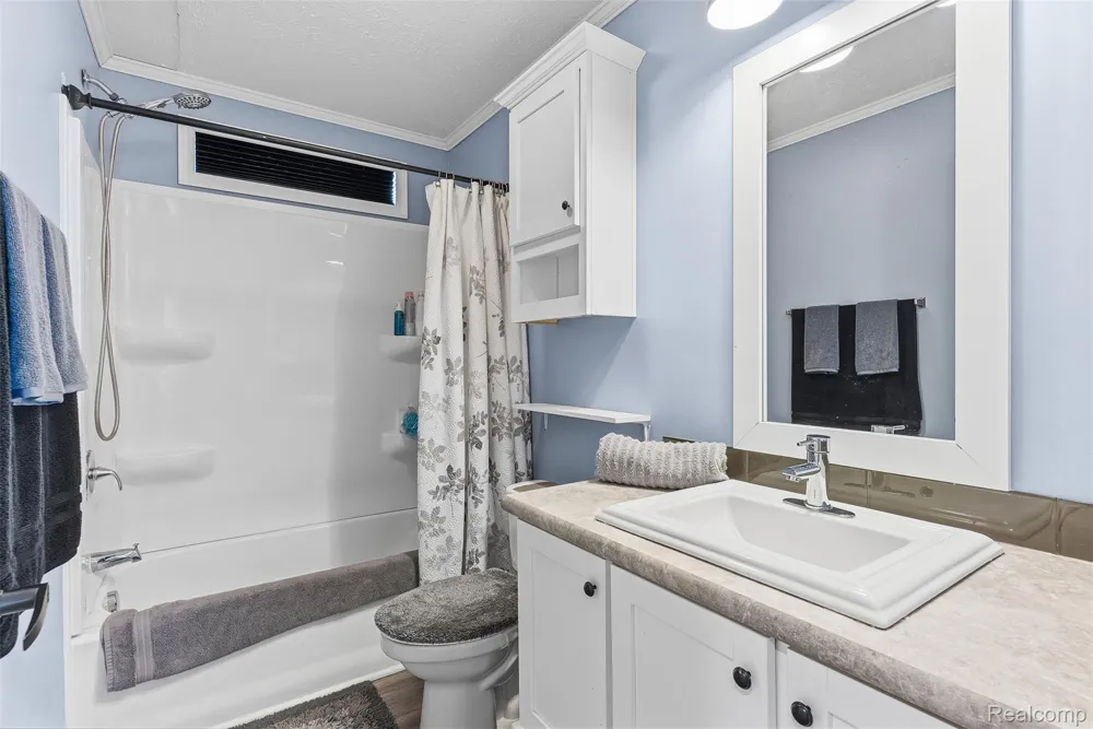 6450 Prince Boulevard Tyrone Township, MI 48430