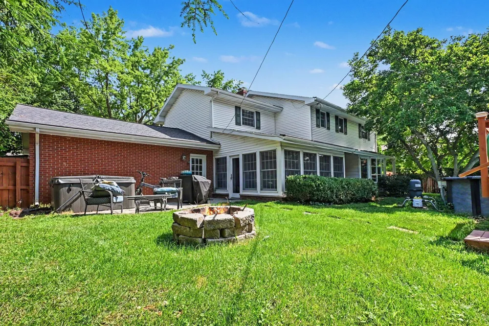 1772 Hacienda Drive Lincoln Charter Township, MI 49127