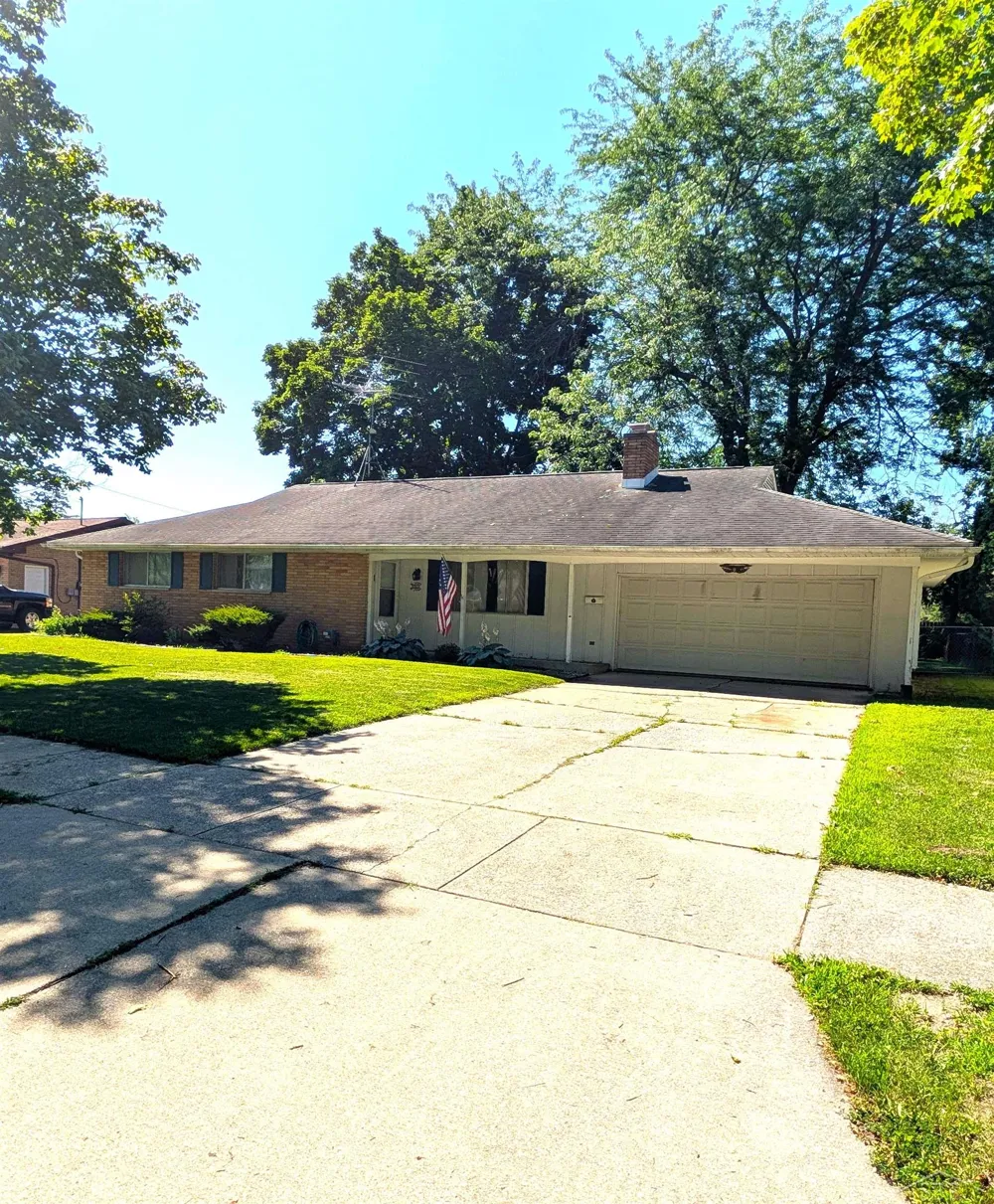3323 Peale Drive Saginaw City, MI 48602