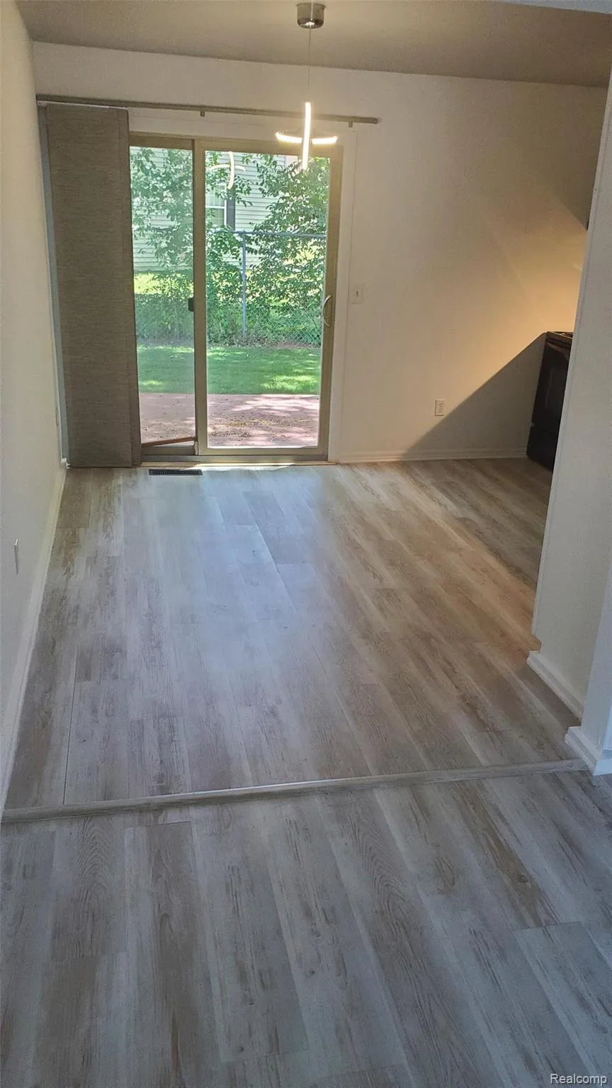 616 Rickett Road Brighton City, MI 48116