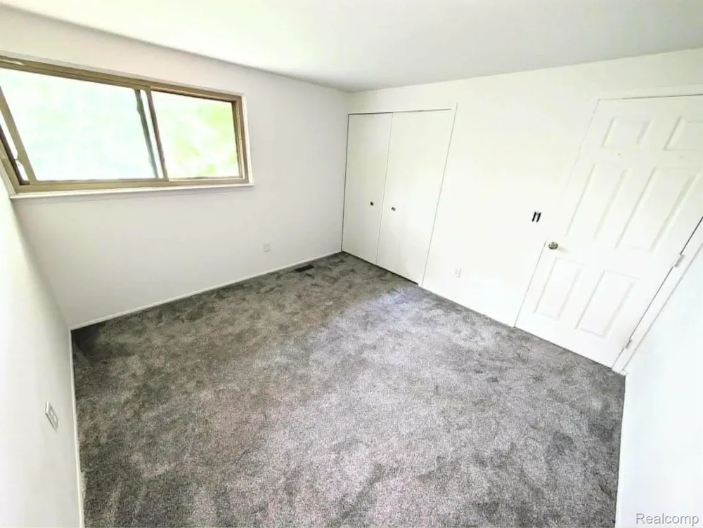 616 Rickett Road Brighton City, MI 48116