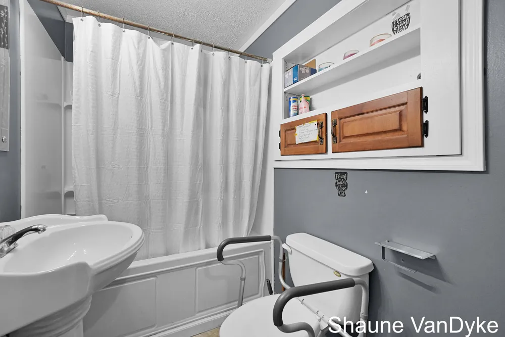 154 72nd Street SE Gaines Charter Township, MI 49548
