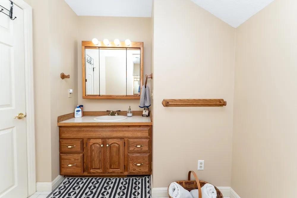 3106 Hunters Trail Union Charter Township, MI 48858