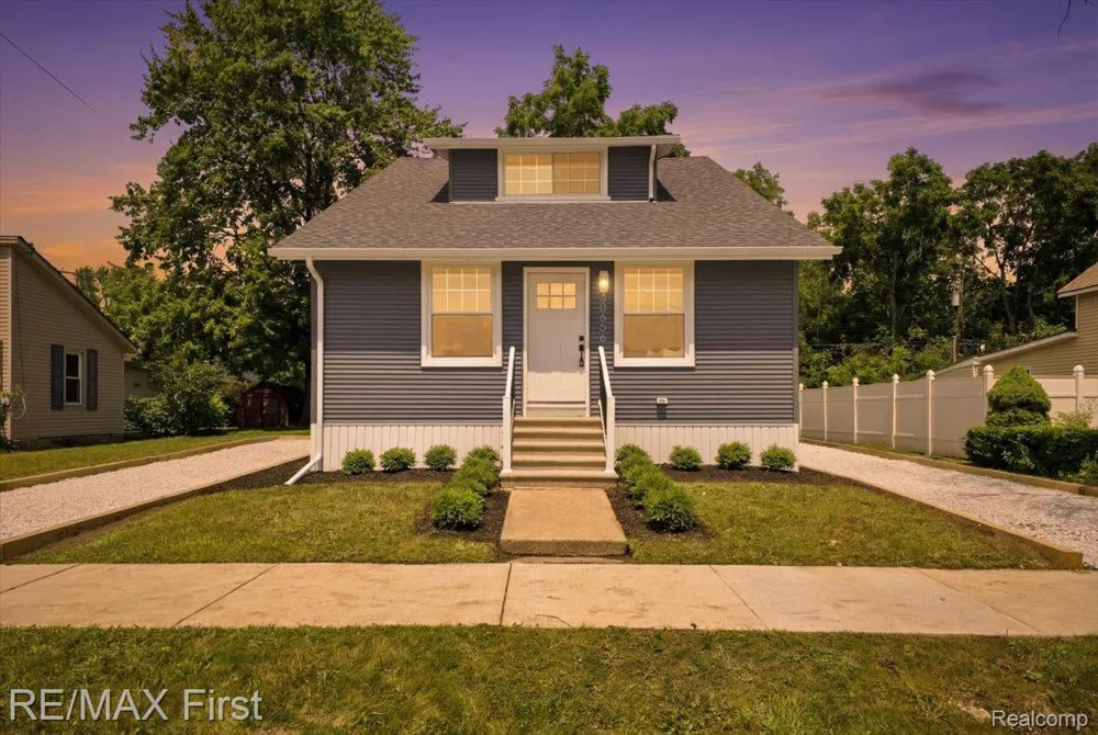 30655 Elk Street New Haven Village, MI 48048
