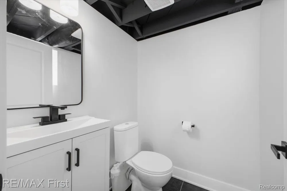 30655 Elk Street New Haven Village, MI 48048