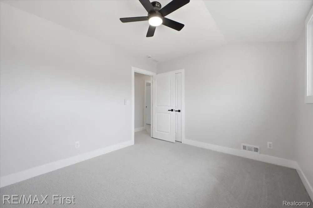 30655 Elk Street New Haven Village, MI 48048
